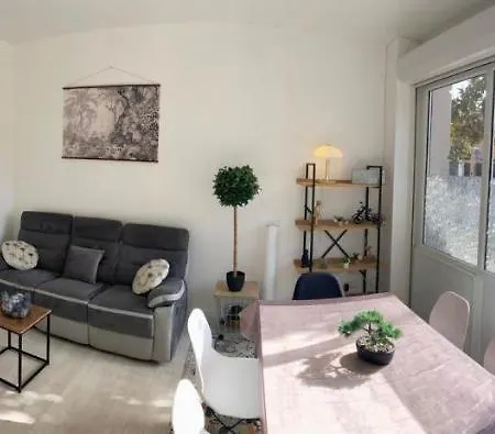 Homestay szállás Privee Face A La Gare *