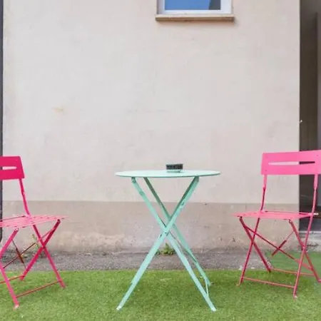 Privee Face A La Gare Privat bolig